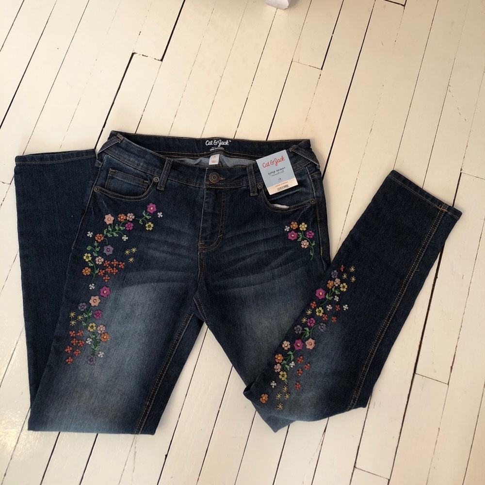 New! Stretch my Jegging embroidered Jeans sz4/6